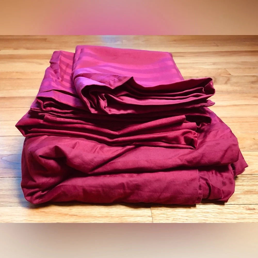 Wamsutta King Sheet Flat 3 pillowcs Damask Stripe Sateen Cotton Garnet Red Dobby